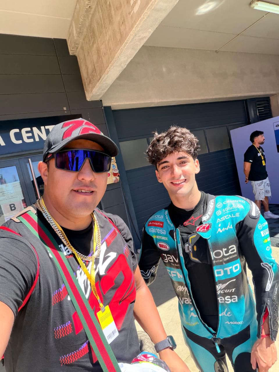 Encuentro con un joven piloto en el paddock